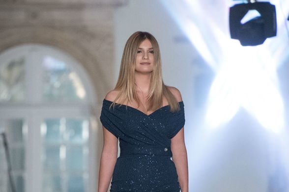 Prva samostalna revija Ivane Jurić - 1