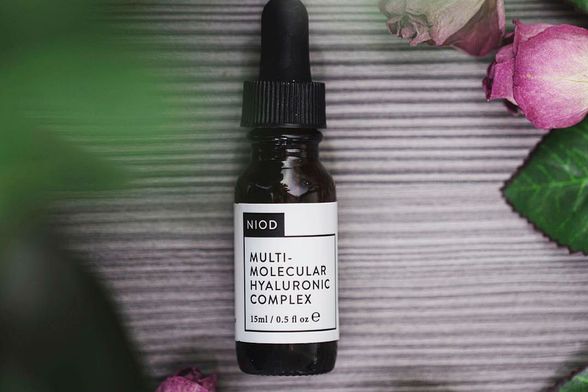 Serum s hijaluronskom kiselinom brenda Niod