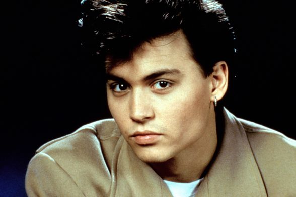 Johnny Depp izabran je za najzgodnijeg holivudskog glumca iz osamdesetih - 5