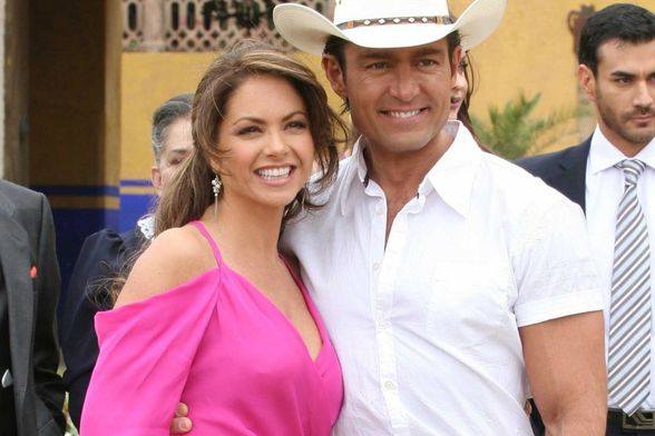 Fernando Colunga glumio je u tri telenovele s Lucero, a najpoznatija je Soy tu dueña