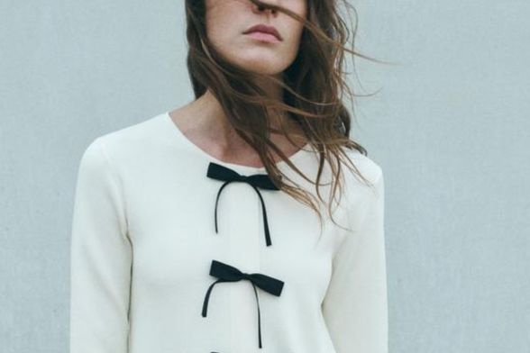 Haljine s mašnama romantične su i baš posebne