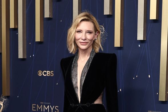 Cate Blanchett na dodjeli nagrada Emmy u Armanijevom kombinezonu