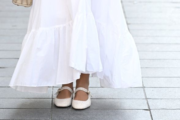 Mary Jane cipele odlično izgledaju u kombianaciji sa suknjama i haljinama