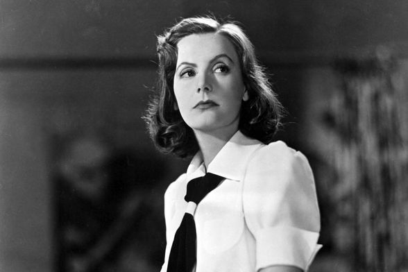 Greta Garbo u sceni iz kultnog filma Ninočka