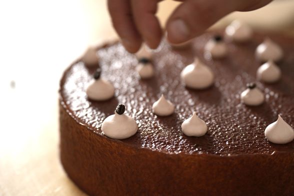 Torta od karamelizirane kave s narančom i hrskavcima by Luka Sopta