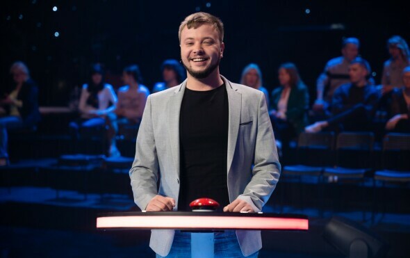 Natjecatelj Josip Grubešić u lovu na glavnu nagradu u showu ''Tko to tamo pjeva?''