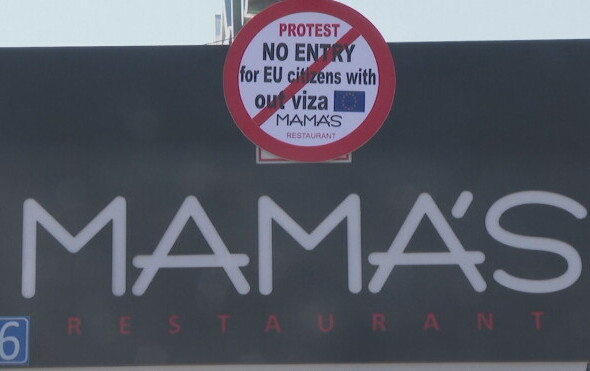Maštovit odgovor na crveno svjetlo iz EU-a: Vlasnik restorana u Prištini uveo vize veleposlanicima Unije