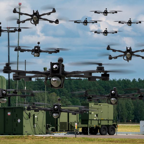 Jedan vojnik, čitav roj dronova: Ukrajina ponovno ispisuje nova pravila modernog ratovanja