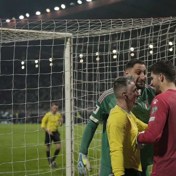 Konačno se pojavila snimka: Pogledajte kako dječak u Zenici krade šalabahter Donnarummi