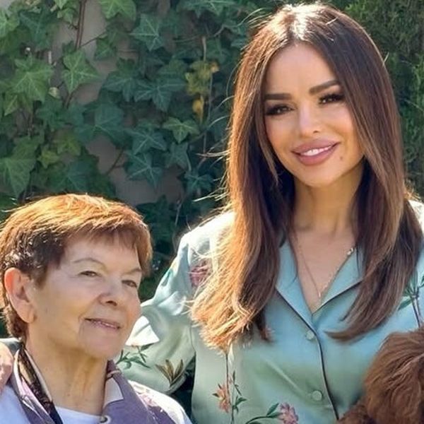 Severina za Uskrs podijelila fotografiju na kojoj pozira s majkom Anom i sinom Aleksandrom