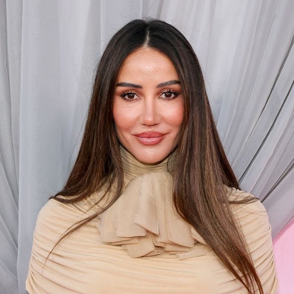 Tamara Kalinić u goloj haljini Magde Butrym