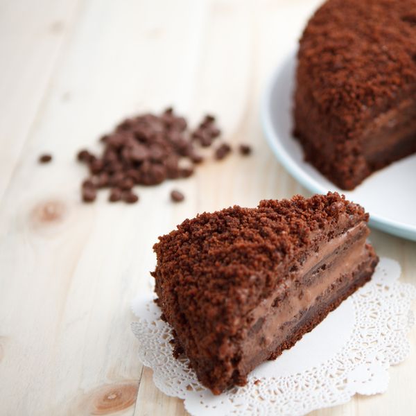 Može li sočnije: Recept za "mrak tortu" koja ne izlazi iz slastičarske mode