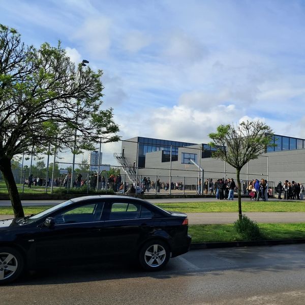 Dojave o postavljenim bombama u zagrebačkim školama