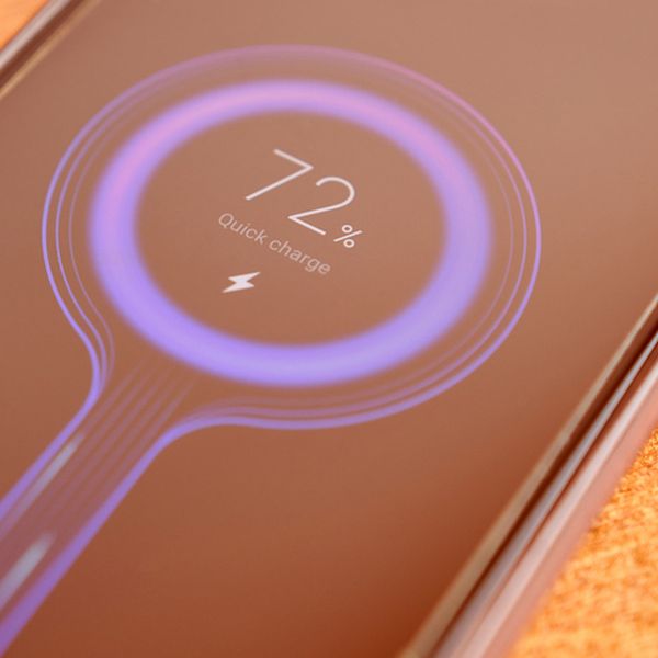 Trebamo li puniti mobitele na 100 posto? Evo što kažu stručnjaci