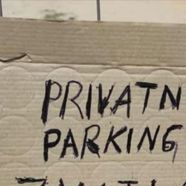 Natpis na parkingu u Dalmaciji nasmijao publiku! Pogledajte o čemu je riječ