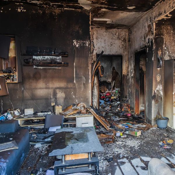 Kod Omiša spaljene kuće, apartmani, vozila i životinje