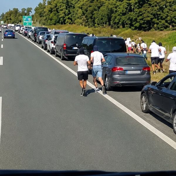 Pojavila se nova snimka kaosa na A1: Pogledajte što rade navijači