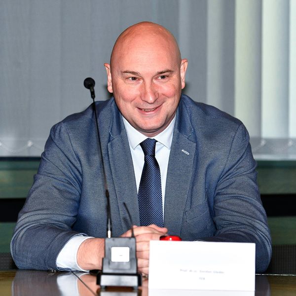 CARNET stroži no inače, korisniku oduzeo domenu Trebam.com.hr