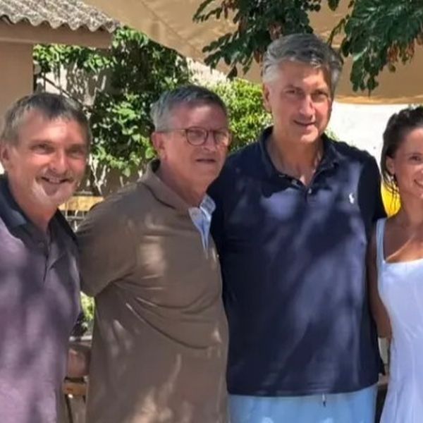 Premijer Andrej Plenković zamijenio odijelo kratkim hlačama