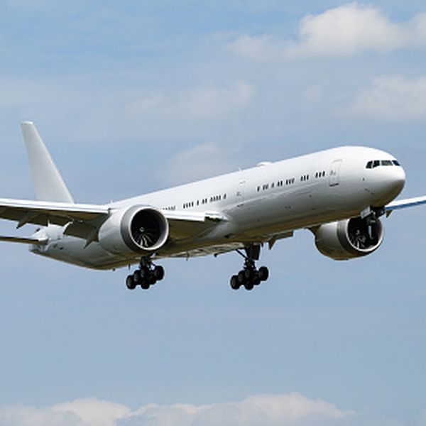 Boeing u kojem je bilo 238 ljudi proglasio hitno stanje iznad Atlantika: Putnici osjetili nešto neobično