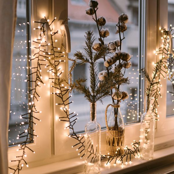 Osam ideja za ukrašavanje doma božićnim lampicama