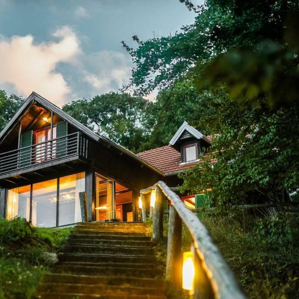 Mir, tišina i pogled za pamćenje: Šarmantna kuća kod Samobora koja će vas osvojiti na prvu