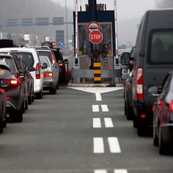 Hrvatska nema gospodarske uvjete koji bi zaustavili iseljavanje, mora duboko promijeniti ekonomsku politiku i izgraditi nove gradove