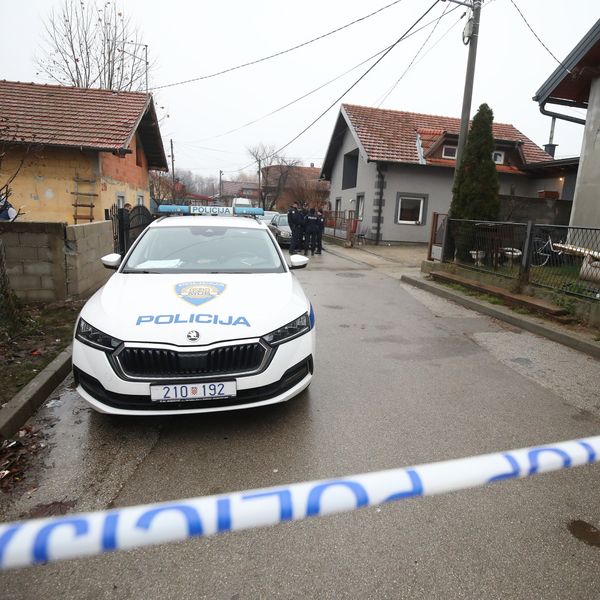 U pucnjavi teško ozlijeđene dvije žene: Jedna je preminula, počinitelj u bijegu