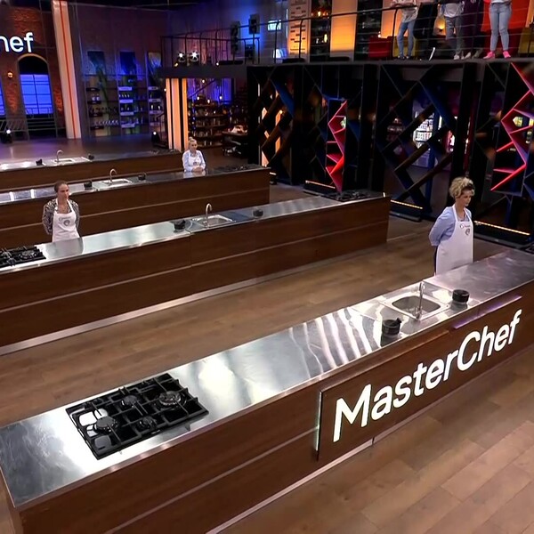MasterChef: ANKETA: Što mislite - tko je zaslužio platinastu karticu? Barbara ili netko od izazivača?