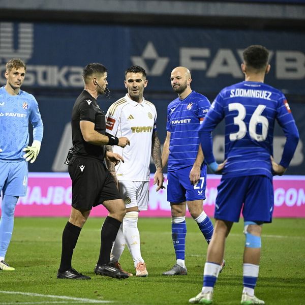 Nogometaši Dinama i Hajduka remizirali su 1:1 u 16. kolu SuperSport HNL-a