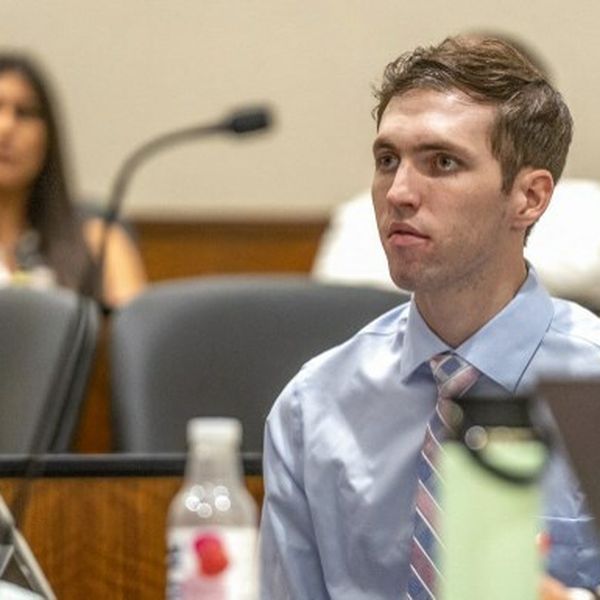 FOTO Ubojica Charlie Kirka se prvi put pojavio na sudu: Udovica Erika imala poseban zahtjev, sudac ga uvažio