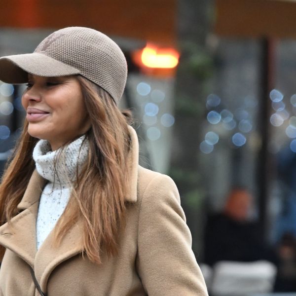 Brineta iz Zagreba u bež kombinaciji i robusnim Ugg gležnjačama