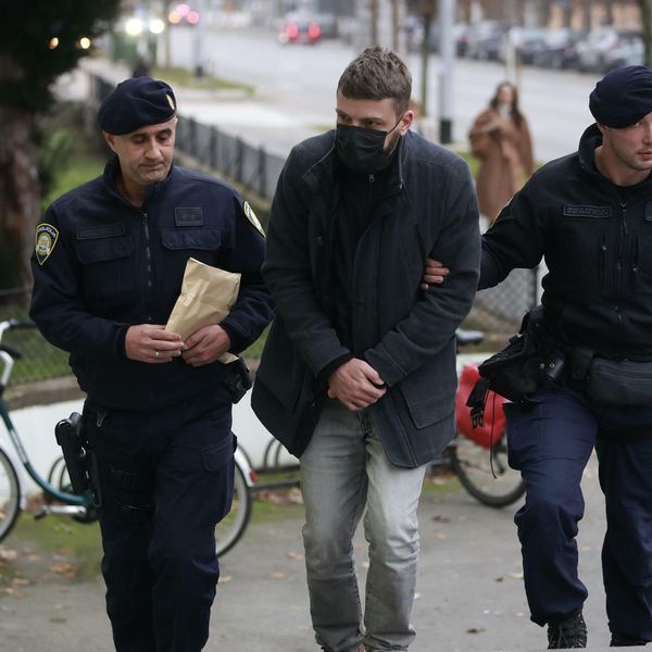 Privođenje liječnika iz Osijeka