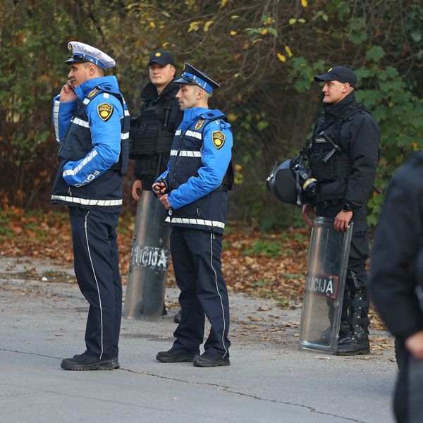 BiH: Masovne bombaške prijetnje poslane školama