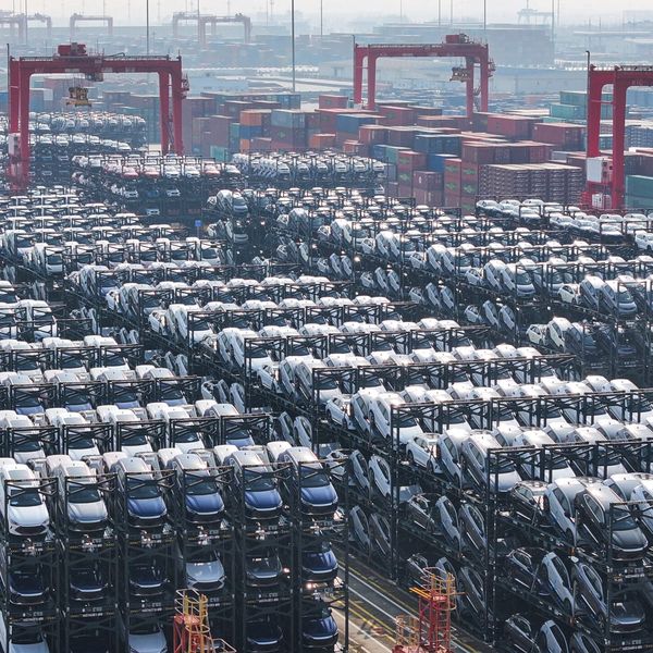 Kina preuzima vodeću ulogu u proizvodnji i izvozu automobila – loše vijesti za Europu, ali i za samu Kinu