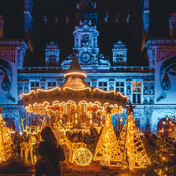 Kako izgleda Pariz za Božić?