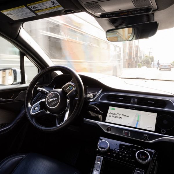 Taksisti prosvjedovali protiv robotaksija: Nemaju ništa protiv tehnologije, ali…