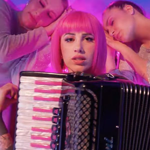 Stela Rade jedna je od favoritkinja Dore! Poslušajte očaravajuću baladu "Nema te"