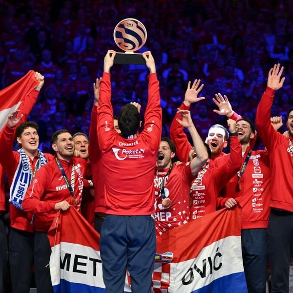 Tomašević se oglasio nakon odluke o dočeku rukometaša