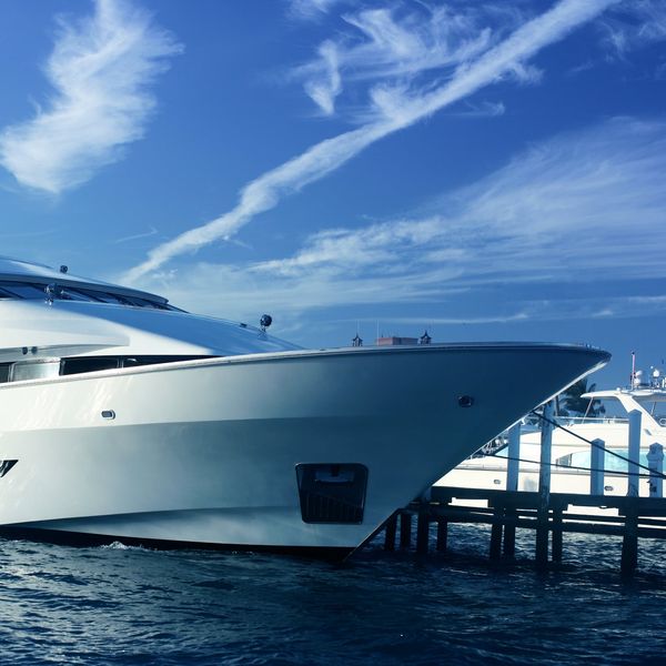 Zašto na luksuznim jahtama milijardera više neće biti tikovine i čime će biti zamijenjena