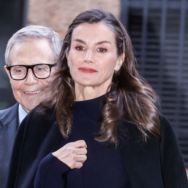 Kraljica Letizia u izdanju koje spaja modne klasike