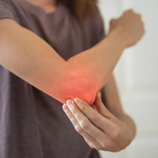 Bol u laktu i trnjenje prstiju: 9 mogućih uzroka koje ne biste smjeli ignorirati