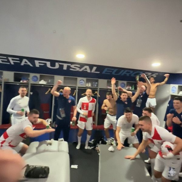 VIDEO Gorjela je hrvatska svlačionica nakon povijesne bronce: Poslušajte što su pjevali