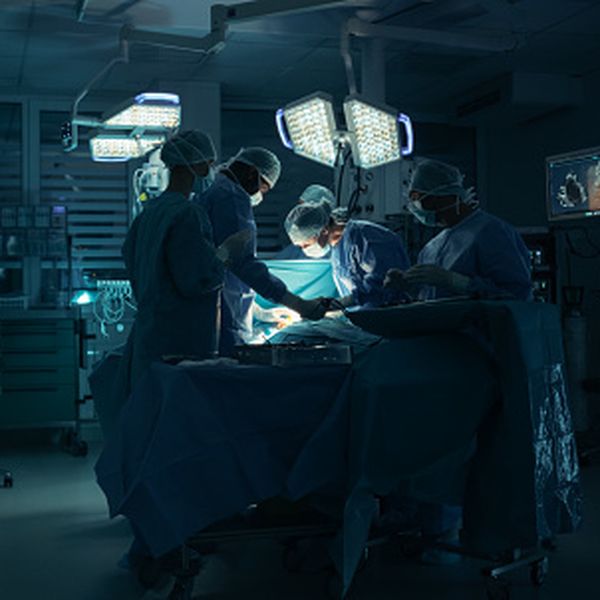 Pedijatar o smrti djevojčice nakon rutinske operacije krajnika: Uzrok može biti bronhospazam