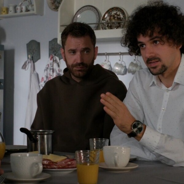 Kumovi: Tko će sve ostati slomljenog srca ne propustite doznati u novim epizodama serije "Kumovi"