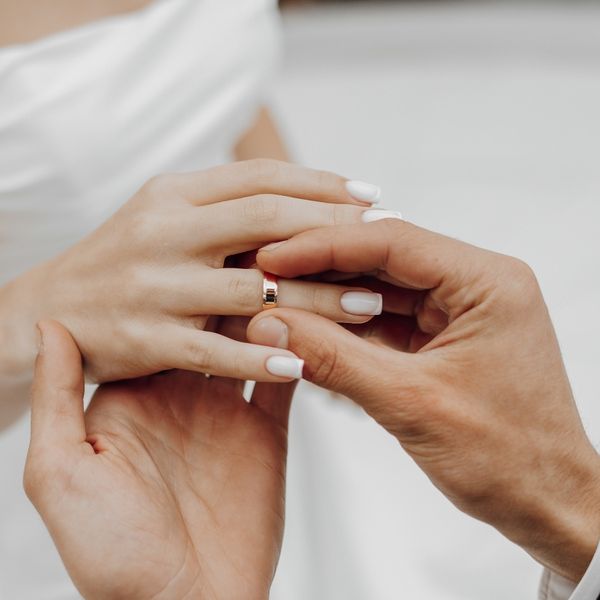 Koja je prosječna dob Hrvata i Hrvatica pri stupanju u brak?