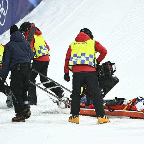 VIDEO Stravičan pad na ZOI-u: 18-godišnji Elias Lajunen teško stradao u kvalifikacijama