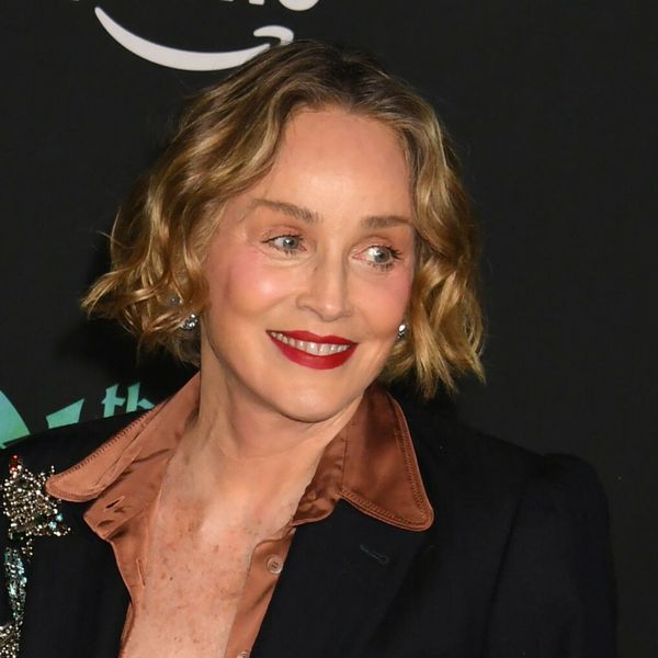 Sharon Stone u čipkastim štiklama Dolce & Gabbana na premijeri