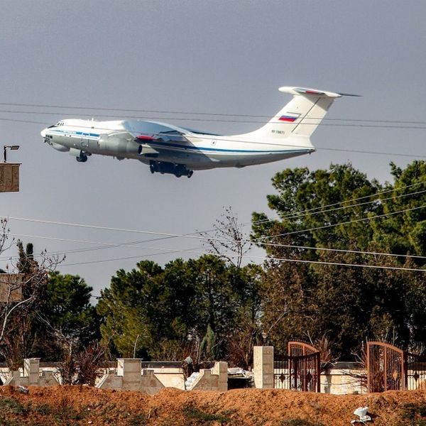 Tri zračne luke u Moskvi obustavile promet zbog napada dronovima