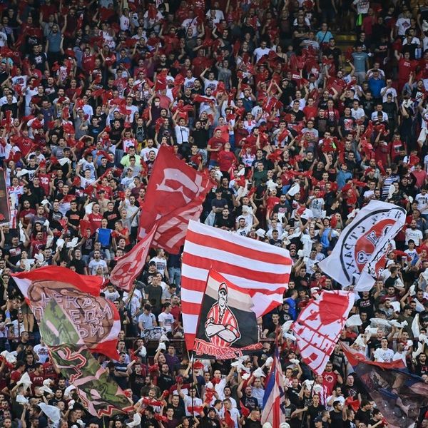 Delija na derbiju podigle prijeteću poruku za Hrvate: "Gdje god da krenete, uvijek ćemo..."